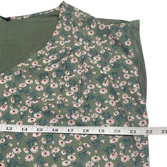 PaperMoon Sage Green Floral Print Button Back Top - Picture 5 of 7